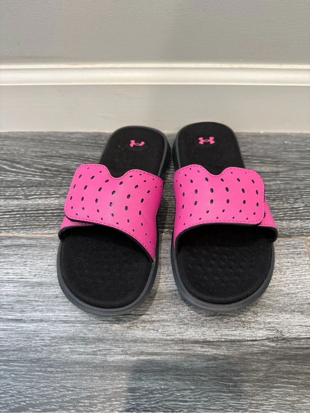 Under Armour Kids Hot Pink and Black Adjustable Slide Sandals
